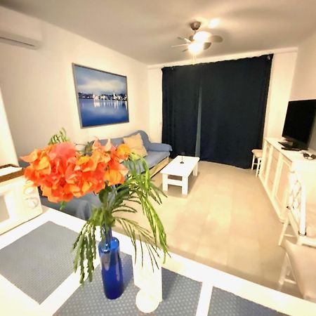 Apartamentos Los Dragos 卡门港 外观 照片