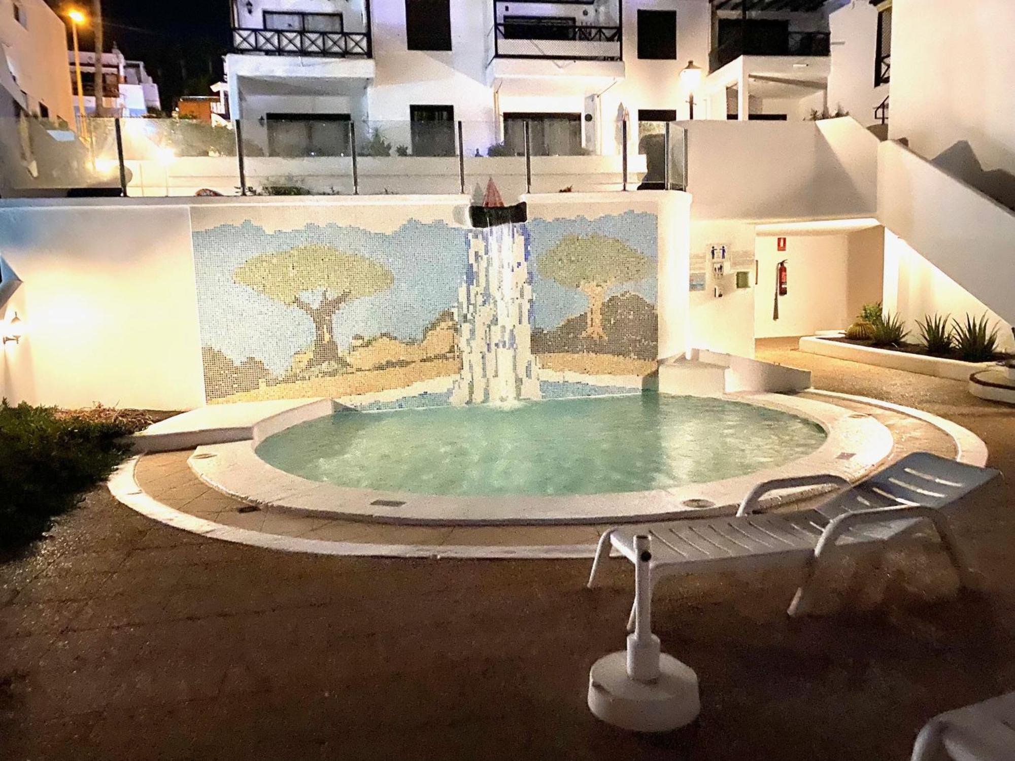 Apartamentos Los Dragos 卡门港 外观 照片